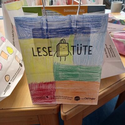 Bild vergr&ouml;&szlig;ern: Lesetüte 1
